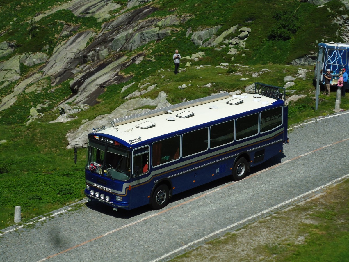 (145'875) - Steinauer, Einsiedeln - SZ 25'115 - Saurer/R&J (ex Albin, Fllanden; ex SBB Bern; ex Solr&Fontana, Ilanz; ex P 24'359) am 20. Juli 2013 in Gotthard, Alte Tremolastrasse