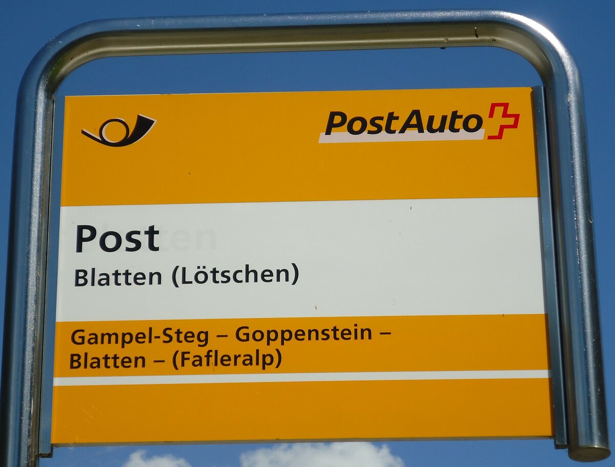 (146'256) - PostAuto-Haltestellenschild - Blatten (Ltschen), Post - am 5. August 2013