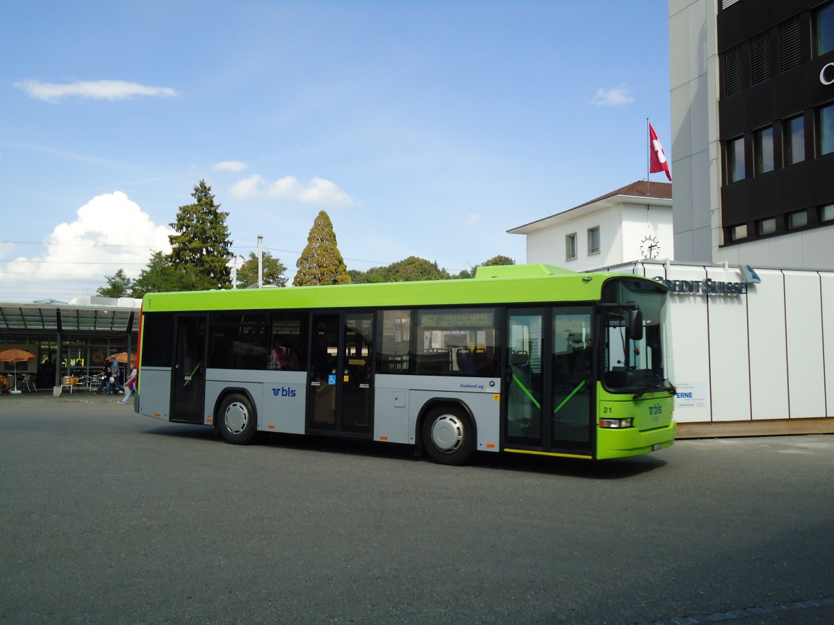 (146'975) - Busland, Burgdorf - Nr. 21/BE 165'638 - Scania/Hess am 1. September 2013 beim Bahnhof Burgdorf