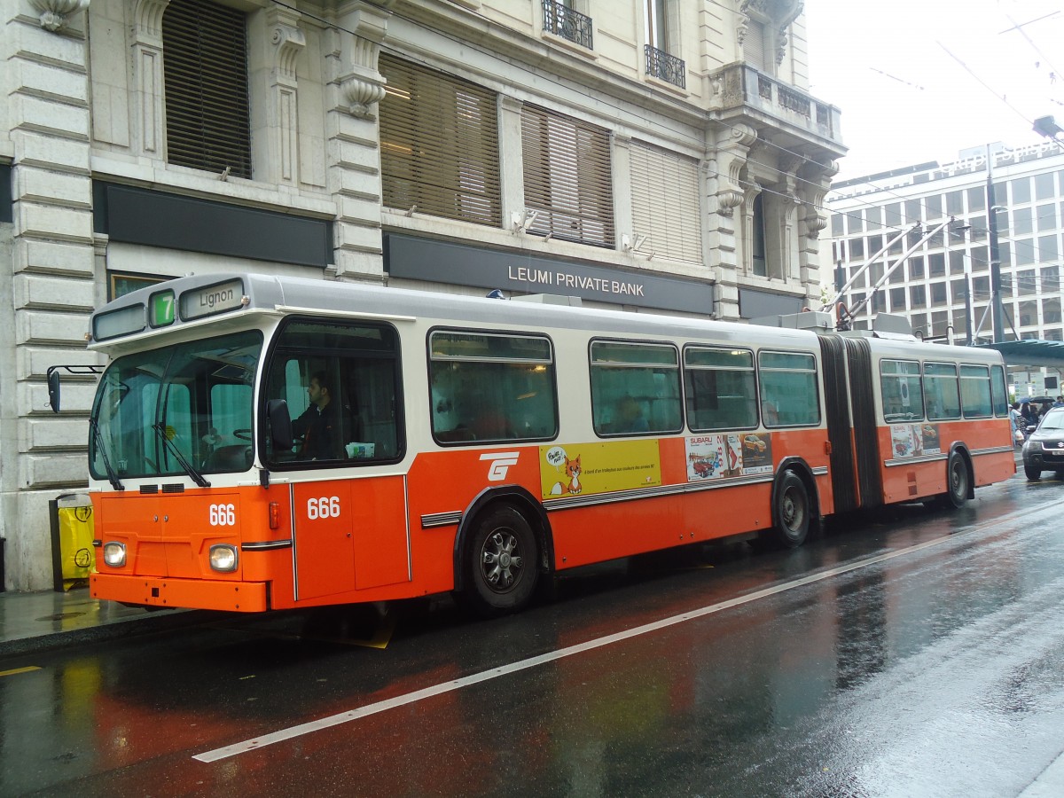 (147'167) - TPG Genve - Nr. 666 - Saurer/Hess Gelenktrolleybus am 16. September 2013 in Genve, Bel-Air