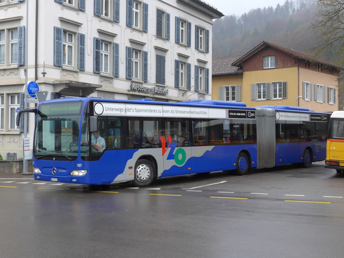 (149'577) - VZO Grningen - Nr. 107/ZH 745'107 - Mercedes am 6. April 2014 beim Bahnhof Bauma