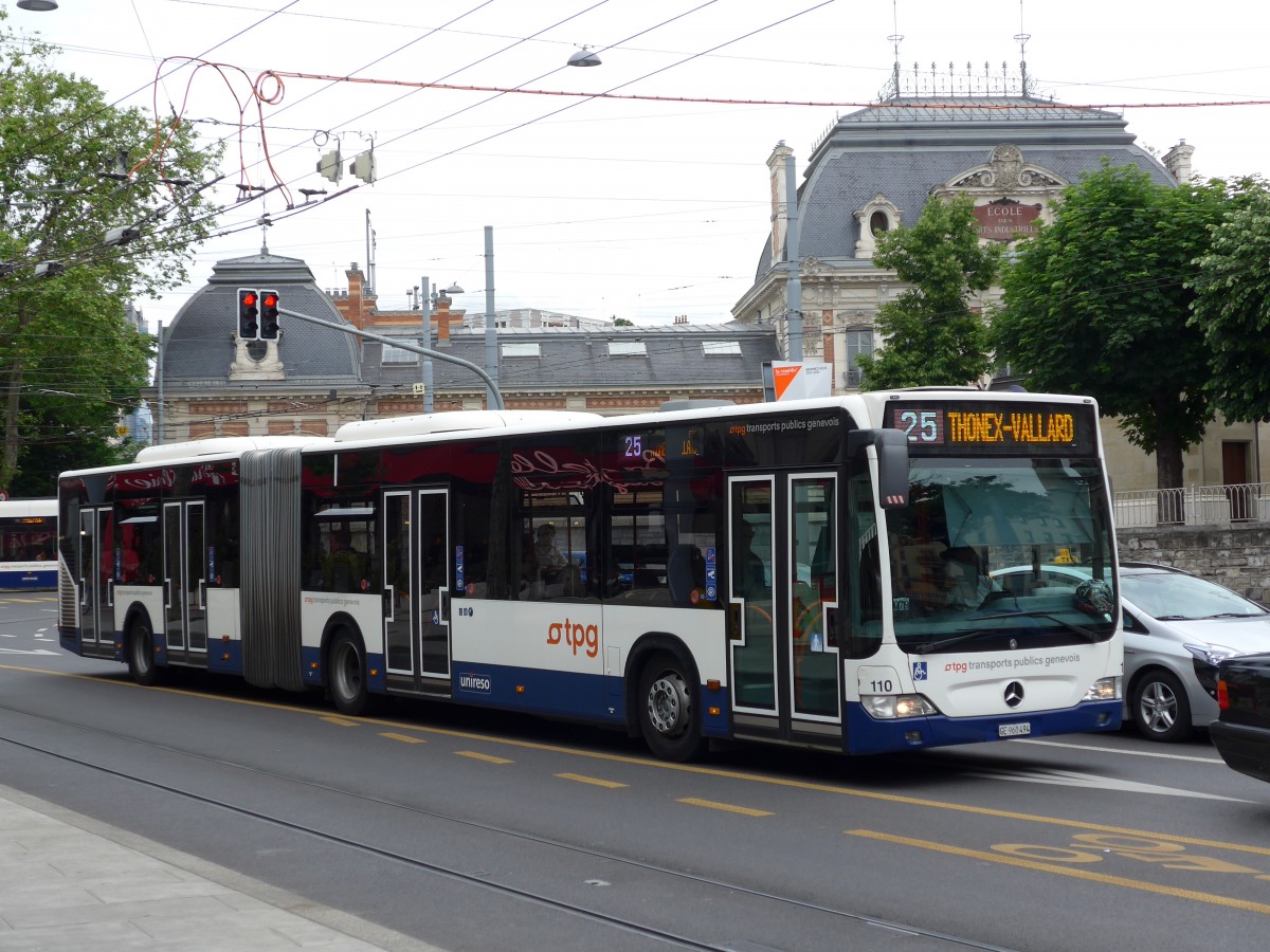 (150'810) - TPG Genve - Nr. 110/GE 960'494 - Mercedes am 26. Mai 2014 in Genve, Place des Vingt-Deux-Cantons