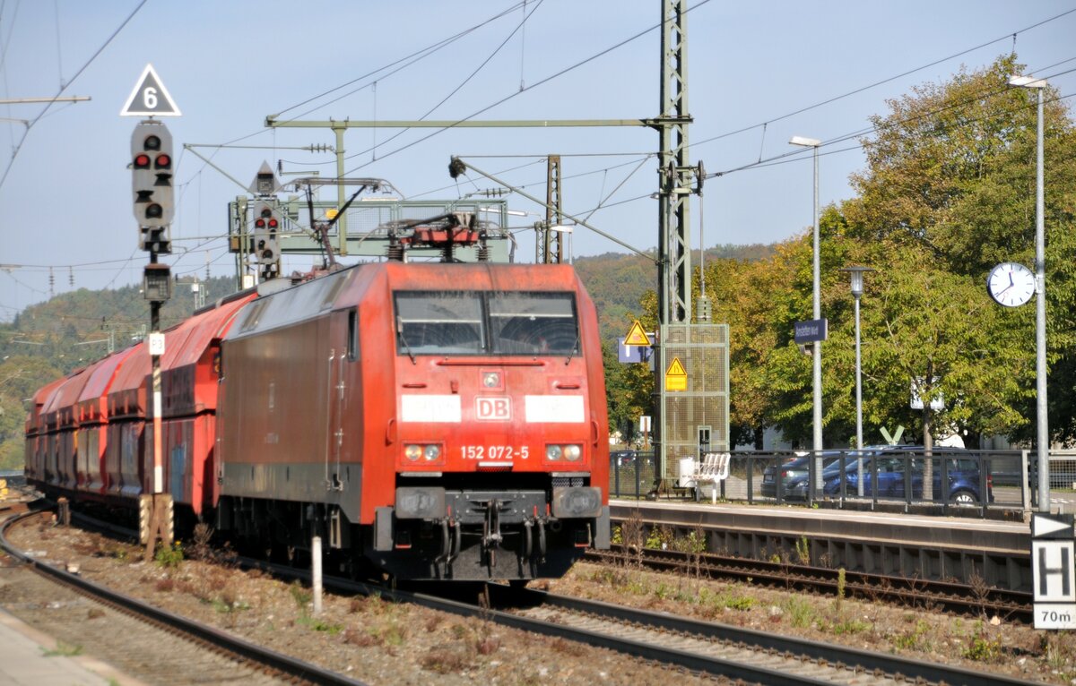 152 072-5 mit Kalkzug in Amstetten am 06.10.2023.