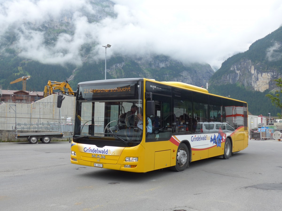 (153'592) - AVG Grindelwald - Nr. 16/BE 28'821 - MAN am 3. August 2014 beim Bahnhof Grindelwald