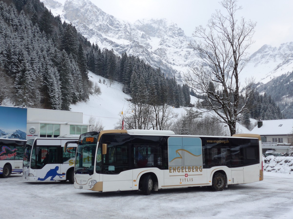 (157'953) - EAB Engelberg - Nr. 4/OW 10'265 - Mercedes am 26. Dezember 2014 in Engelberg, Titlisbahnen