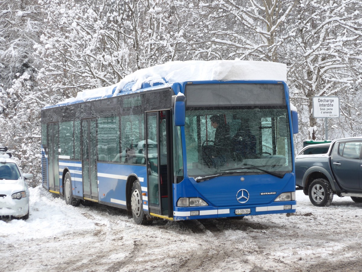 (157'995) - Buchard, Leytron - VS 386'364 - Mercedes (ex AFA Adelboden Nr. 91; ex AFA Adelboden Nr. 2) am 28. Dezember 2014 in Ovronnaz, Lui Teise 