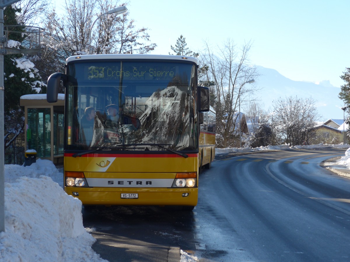 (158'057) - Mabillard, Lens - VS 5772 - Setra am 1. Januar 2015 in Grimisuat, Home les Crtes