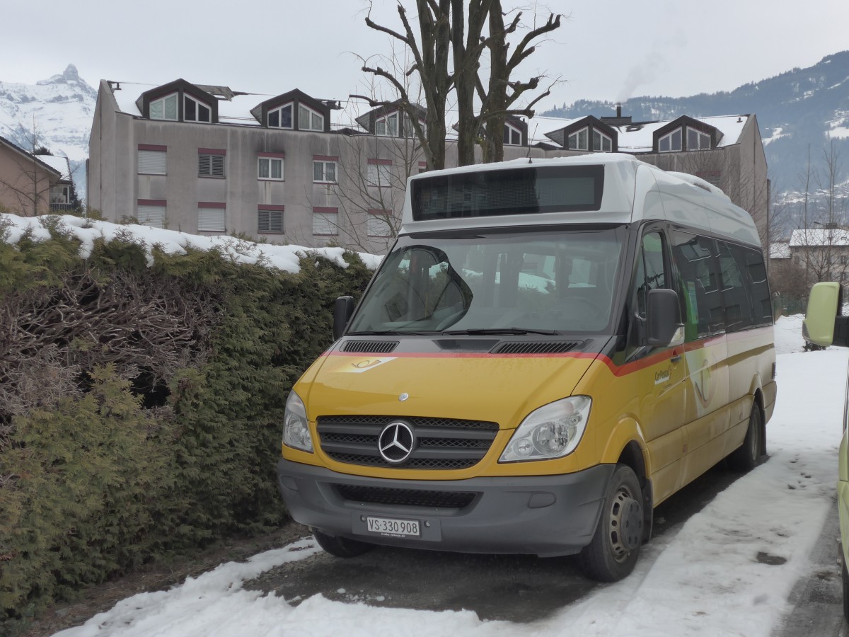 (158'160) - PostAuto Wallis - VS 330'908 - Mercedes (ex Epiney, Ayer) am 2. Januar 2015 in Monthey, Garage TPC