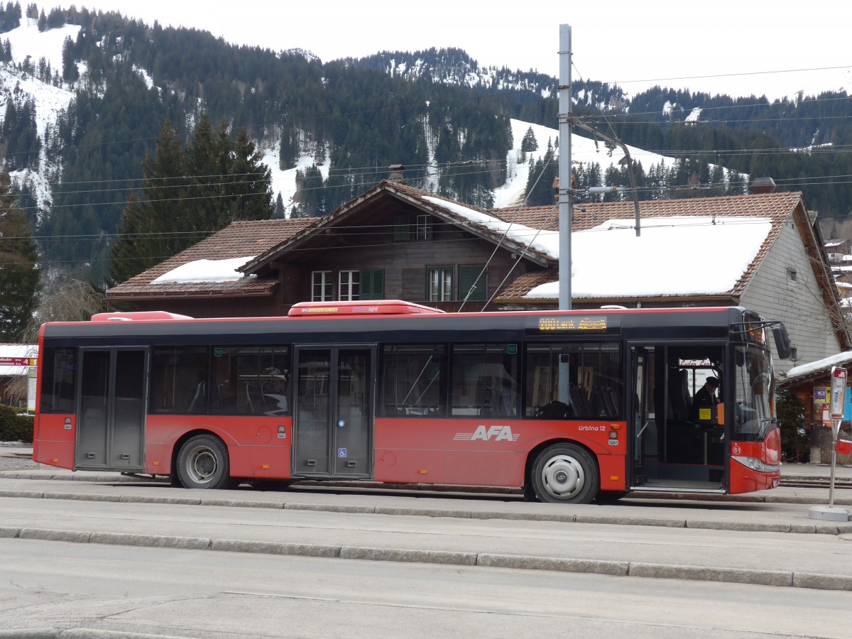 (159'193) - AFA Adelboden - Nr. 51/BE 25'802 - Solaris am 16. Mrz 2015 beim Bahnhof Lenk