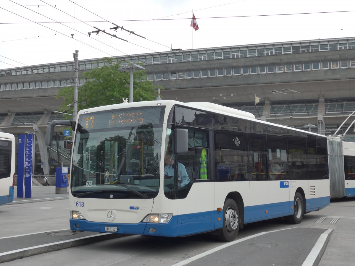 (160'614) - VBL Luzern - Nr. 618/LU 57'557 - Mercedes (ex Steiner, Messen) am 22. Mai 2015 beim Bahnhof Luzern