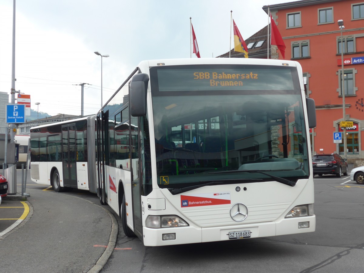 (160'669) - AAGS Schwyz - Nr. 83/SZ 118'683 - Mercedes (ex VR La Chaux-de-Fonds Nr. 227) am 22. Mai 2015 beim Bahnhof Arth-Goldau