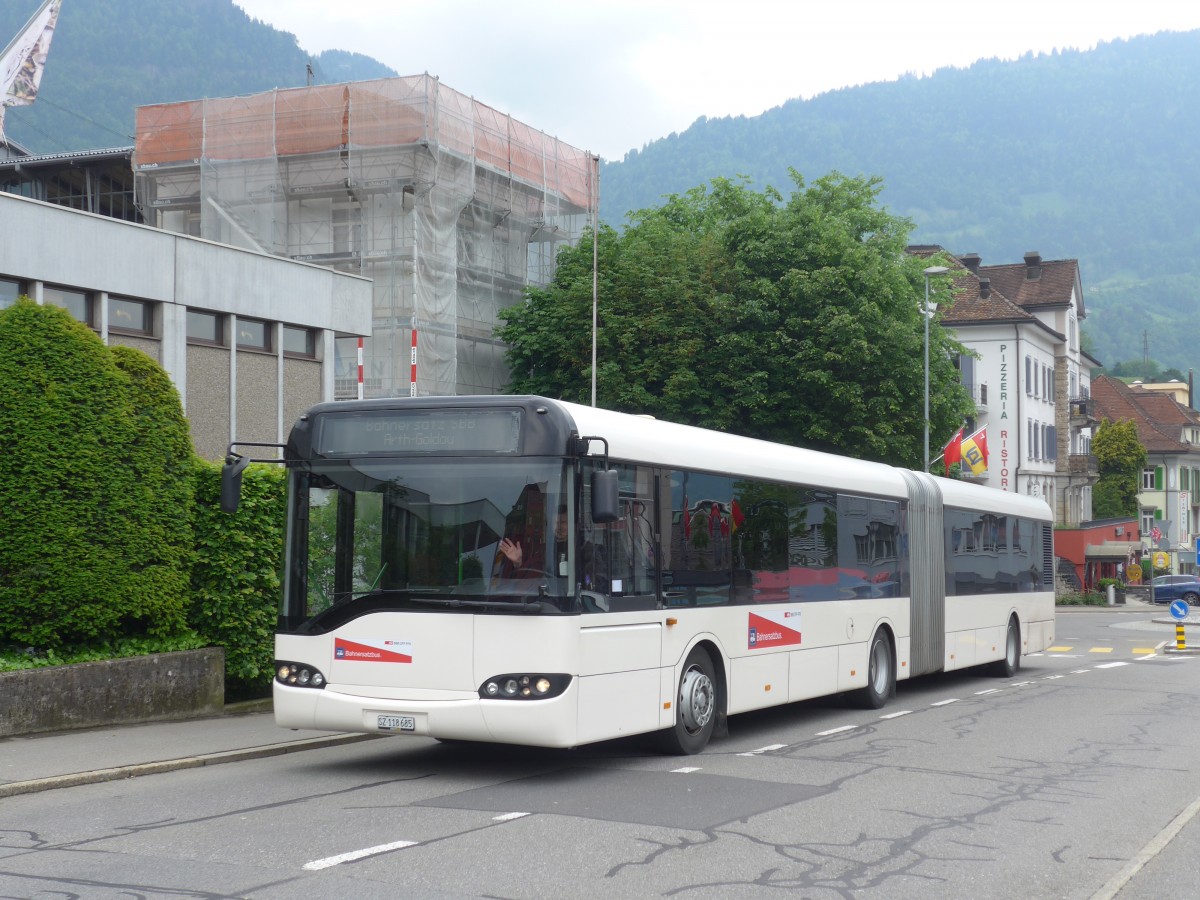 (160'676) - AAGS Schwyz - Nr. 85/SZ 118'685 - Solaris (ex VR La Chaux-de-Fonds Nr. 261) am 22. Mai 2015 beim Bahnhof Arth-Goldau