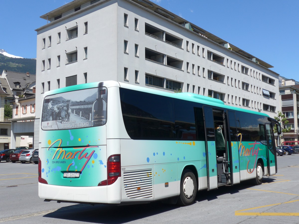 (161'153) - Marty, Varen - VS 12'612 - Setra am 27. Mai 2015 beim Bahnhof Sierre