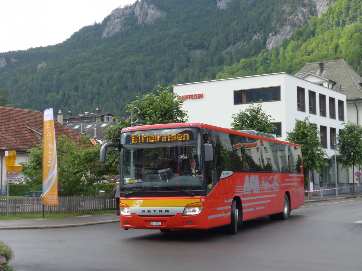 (162'419) - AFA Adelboden - Nr. 24/BE 26'701 - Setra am 20. Juni 2015 beim Bahnhof Meiringen (Einsatz AVG M.