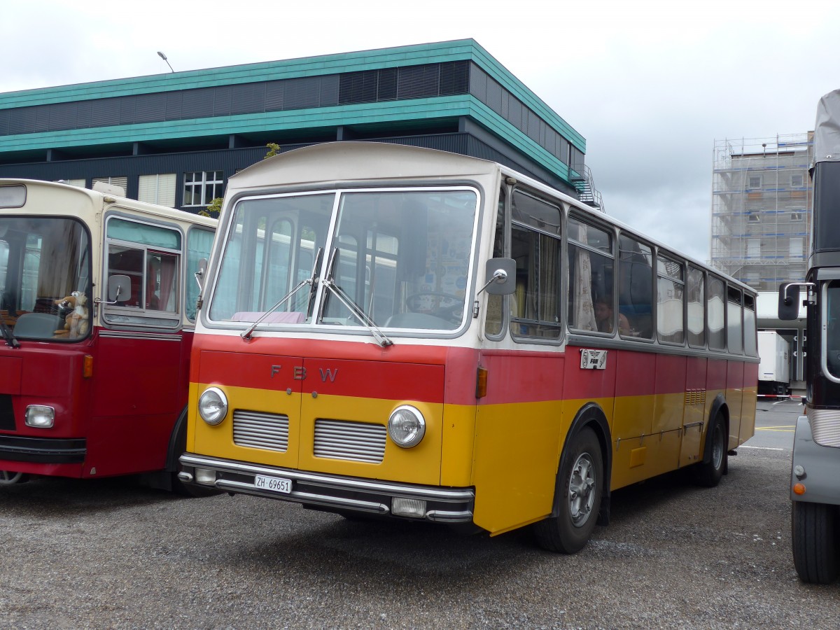 (163'573) - Aus der Schweiz: Trb, Oberrieden - Nr. 12/ZH 69'651 - FBW/R&J (ex Ryffel, Uster Nr. 12) am 16. August 2015 in Schaan, Wohnbustreffen