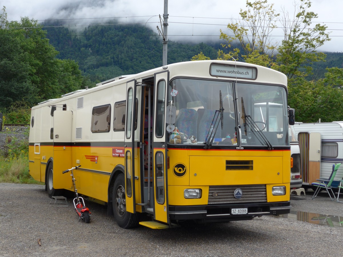 (163'578) - Aus der Schweiz: Tiemann, Illnau - Nr. 12/SZ 82'088 - Saurer/R&J (ex Privat; ex Tschannen, Zofingen Nr. 12) am 16. August 2015 in Schaan, Wohnbustreffen