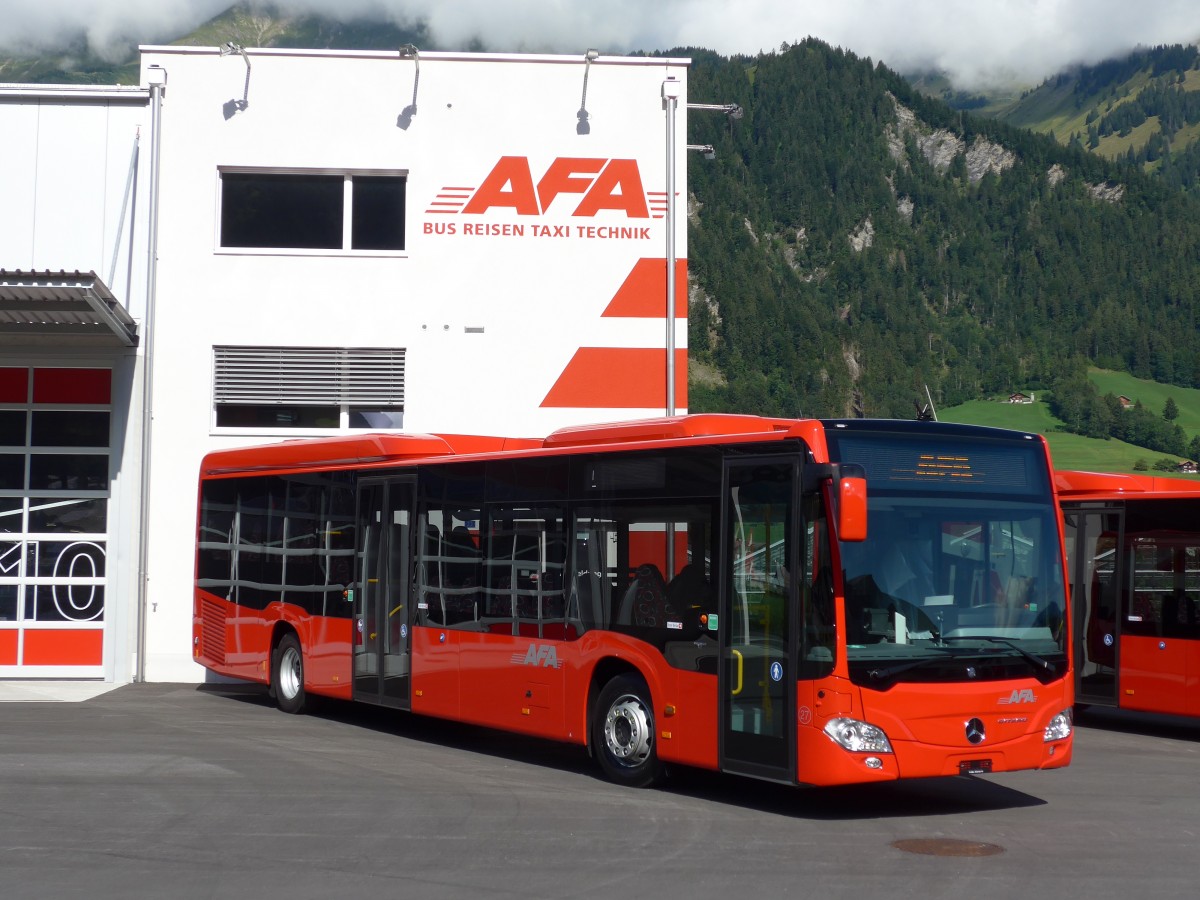(163'675) - AFA Adelboden - Nr. 27 - Mercedes am 20. August 2015 in Frutigen, Garage