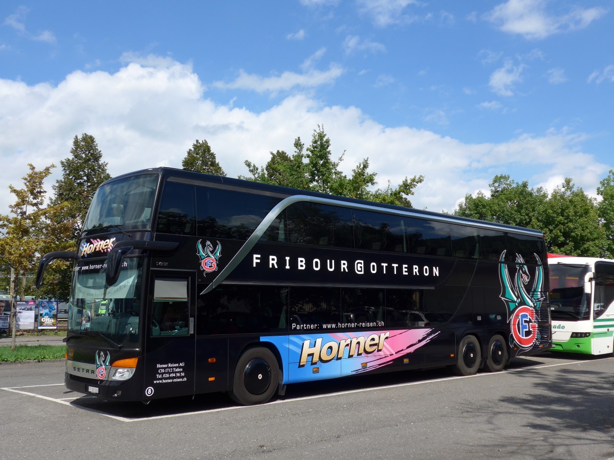 (164'379) - Horner, Tafers - Nr. 8/FR 300'508 - Setra am 4. September 2015 in Thun, Seestrasse