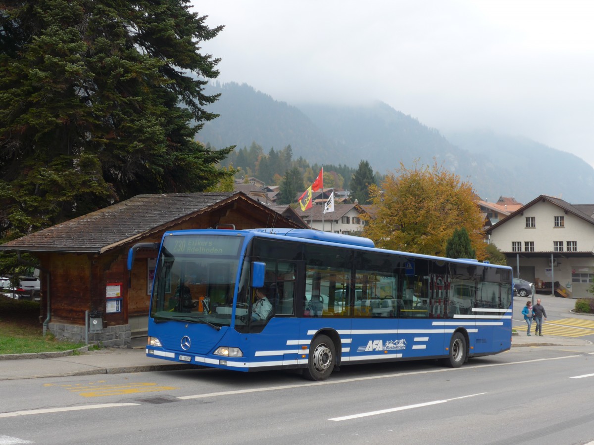 (166'264) - AFA Adelboden - Nr. 93/BE 26'705 - Mercedes (ex Nr. 5) am 17. Oktober 2015 in Frutigen, Marktplatz