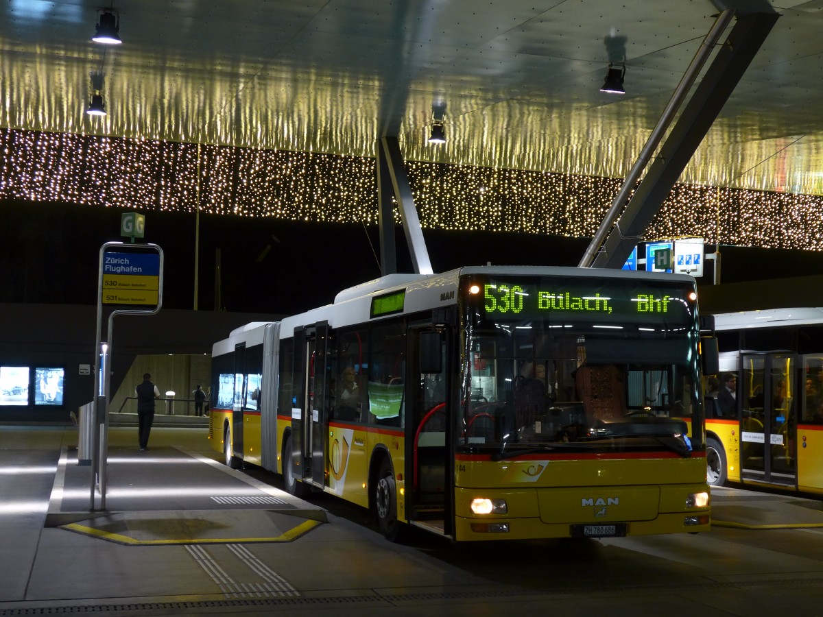 (166'572) - PostAuto Zrich - Nr. 144/ZH 780'686 - MAN (ex Nr. 21; ex P 26'016) am 6. November 2015 in Zrich, Flughafen