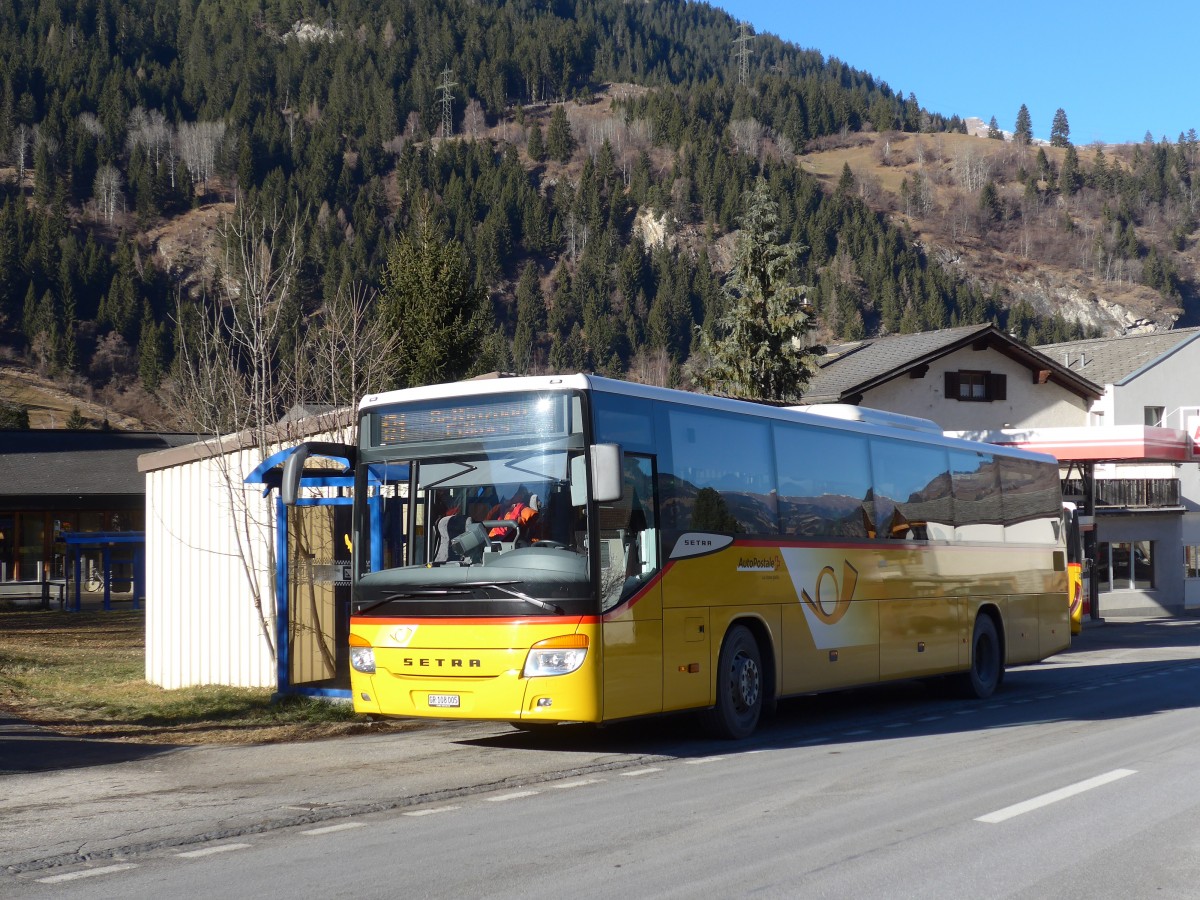 (168'084) - TpM, Mesocco - Nr. 5/GR 108'005 - Setra am 29. Dezember 2015 in Andeer, Tgavugl