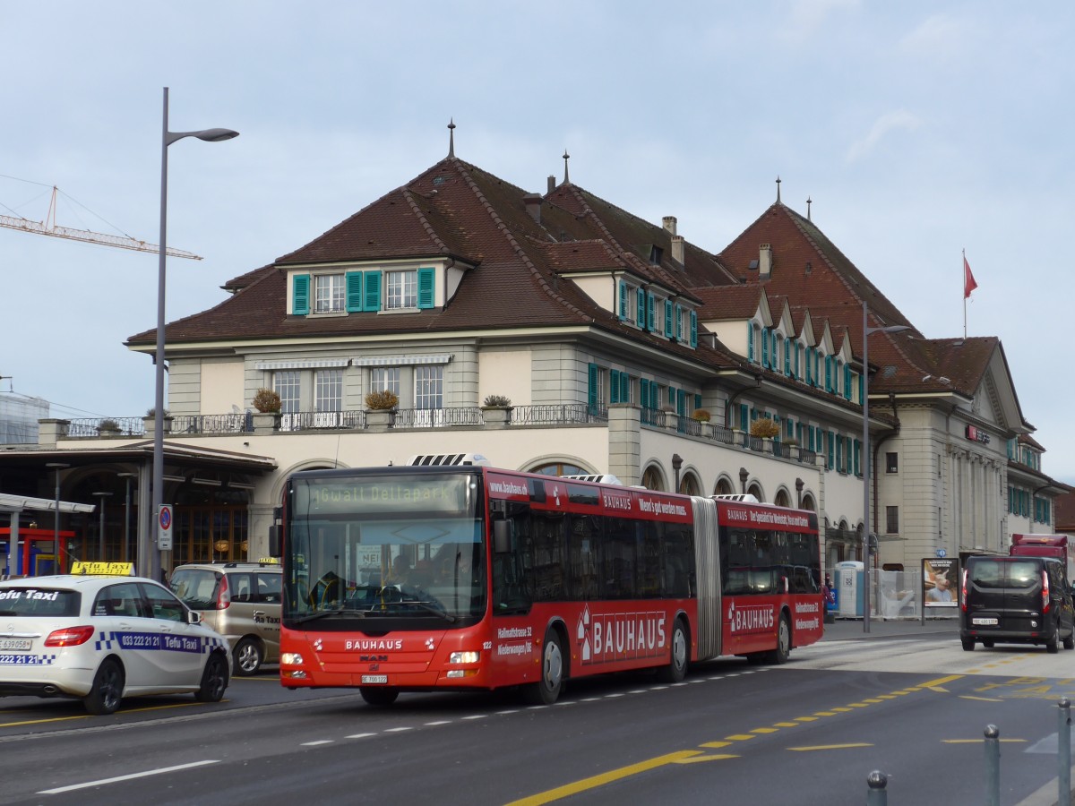 (168'700) - STI Thun - Nr. 122/BE 700'122 - MAN am 8. Februar 2016 beim Bahnhof Thun