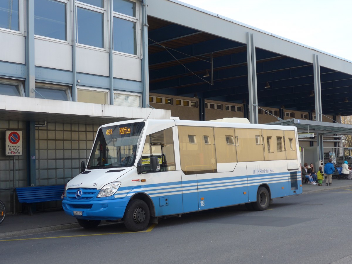 (168'980) - RTB Altsttten - Nr. 18/SG 311'028 - Mercedes/Kutsenits am 27. Februar 2016 beim Bahnhof Buchs