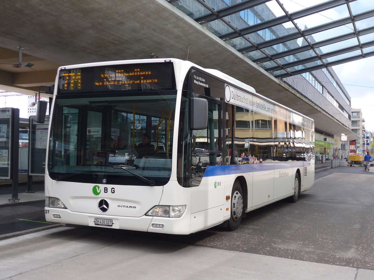 (170'017) - Maag, Kloten - Nr. 27/ZH 430'327 - Mercedes am 14. April 2016 beim Bahnhof Wallisellen