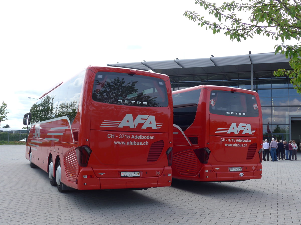 (171'194) - Fr die Schweiz: AFA Adelboden - Nr. 16/BE 21'181 + Nr. 15/BE 26'702 - Setra am 20. Mai 2016 in Neu-Ulm, Setrawerk