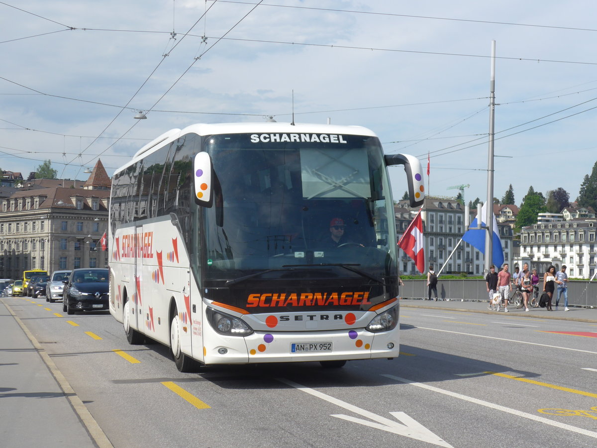 (171'397) - Aus Deutschland: Scharnagel, Feuchtwangen - AN-PX 952 - Setra am 22. Mai 2016 in Luzern, Bahnhofbrcke