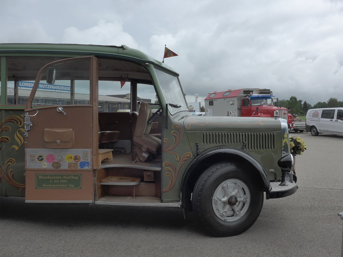 (171'602) - Lorenz, Lyssach - BE 2548 U - Saurer/Saurer (ex Geiger, Adelboden Nr. 8; ex P 1997) am 4. Juni 2016 in Lyssach, Garage (Teilaufnahme)