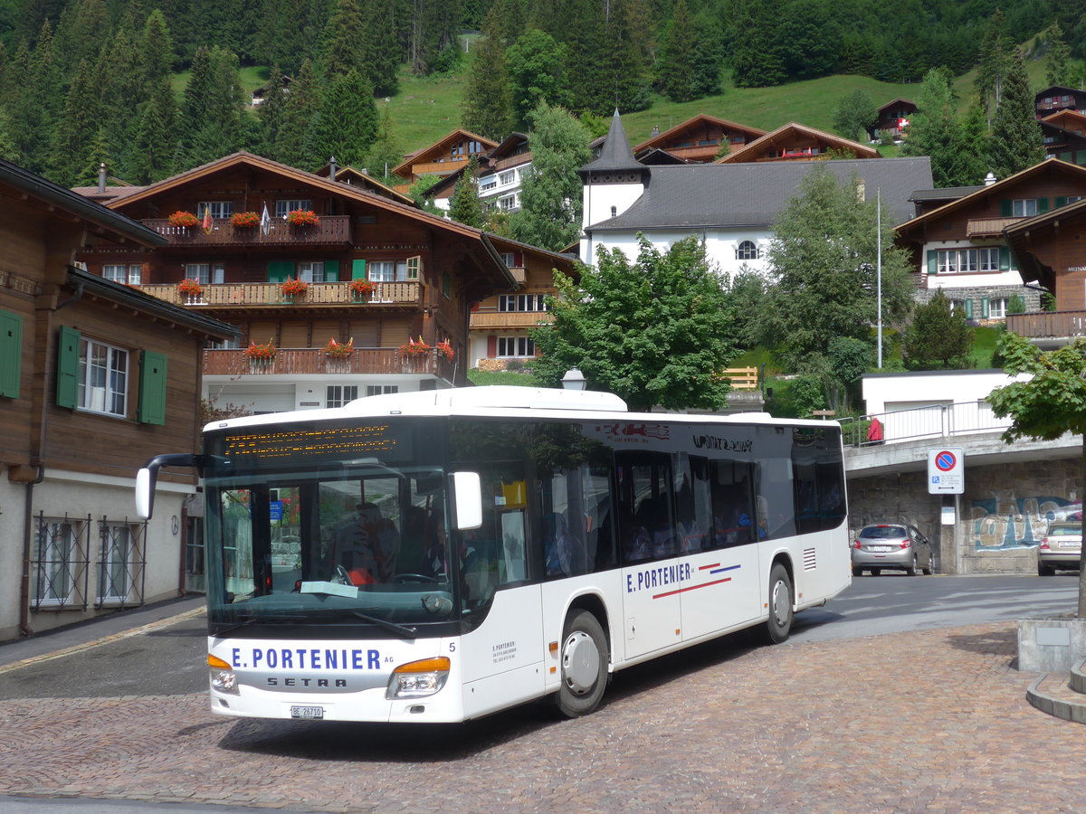 (173'404) - Portenier, Adelboden - Nr. 5/BE 26'710 - Setra am 31. Juli 2016 beim Autobahnhof Adelboden