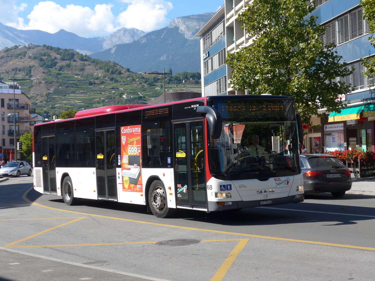 (175'136) - PostAuto Wallis - Nr. 68/VS 77'410 - MAN (ex Lathion, Sion Nr. 68) am 24. September 2016 beim Bahnhof Sion