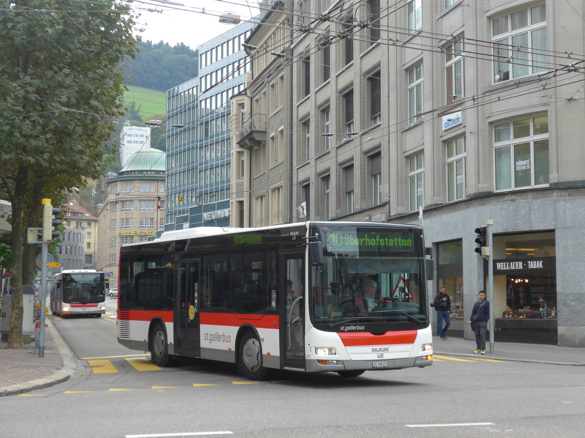 (175'636) - St. Gallerbus, St. Gallen - Nr. 270/SG 198'270 - MAN/Gppel am 15. Oktober 2016 beim Bahnhof St. Gallen