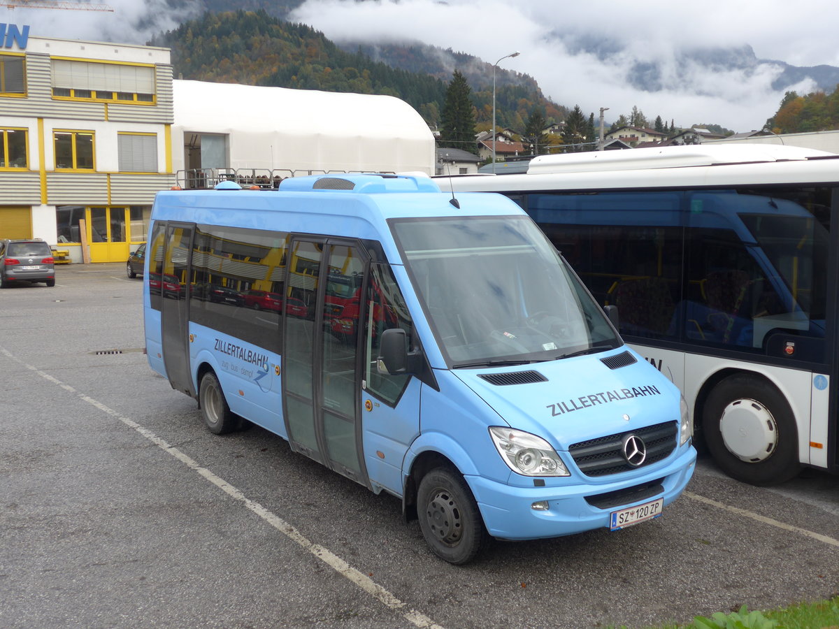 (176'007) - ZVB Jenbach - SZ 120 ZP - Mercedes am 20. Oktober 2016 in Jenbach, Garage