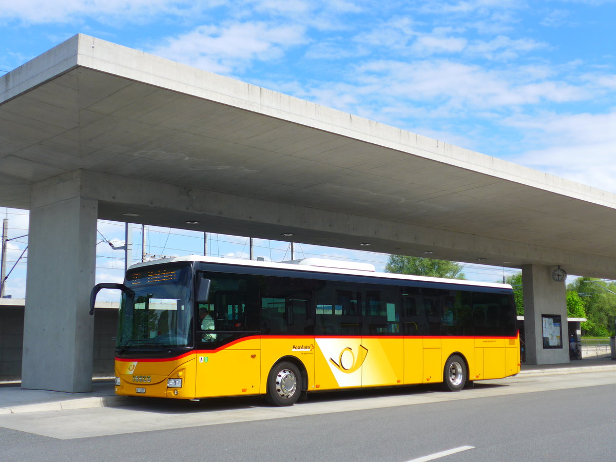 (180'244) - PostAuto Ostschweiz - AR 14'855 - Iveco am 21. Mai 2017 beim Bahnhof Rheineck