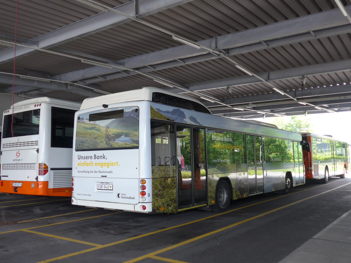 (180'701) - AAGU Altdorf - Nr. 3/UR 9443 - Hess am 24. Mai 2017 in Schattdorf, Garage