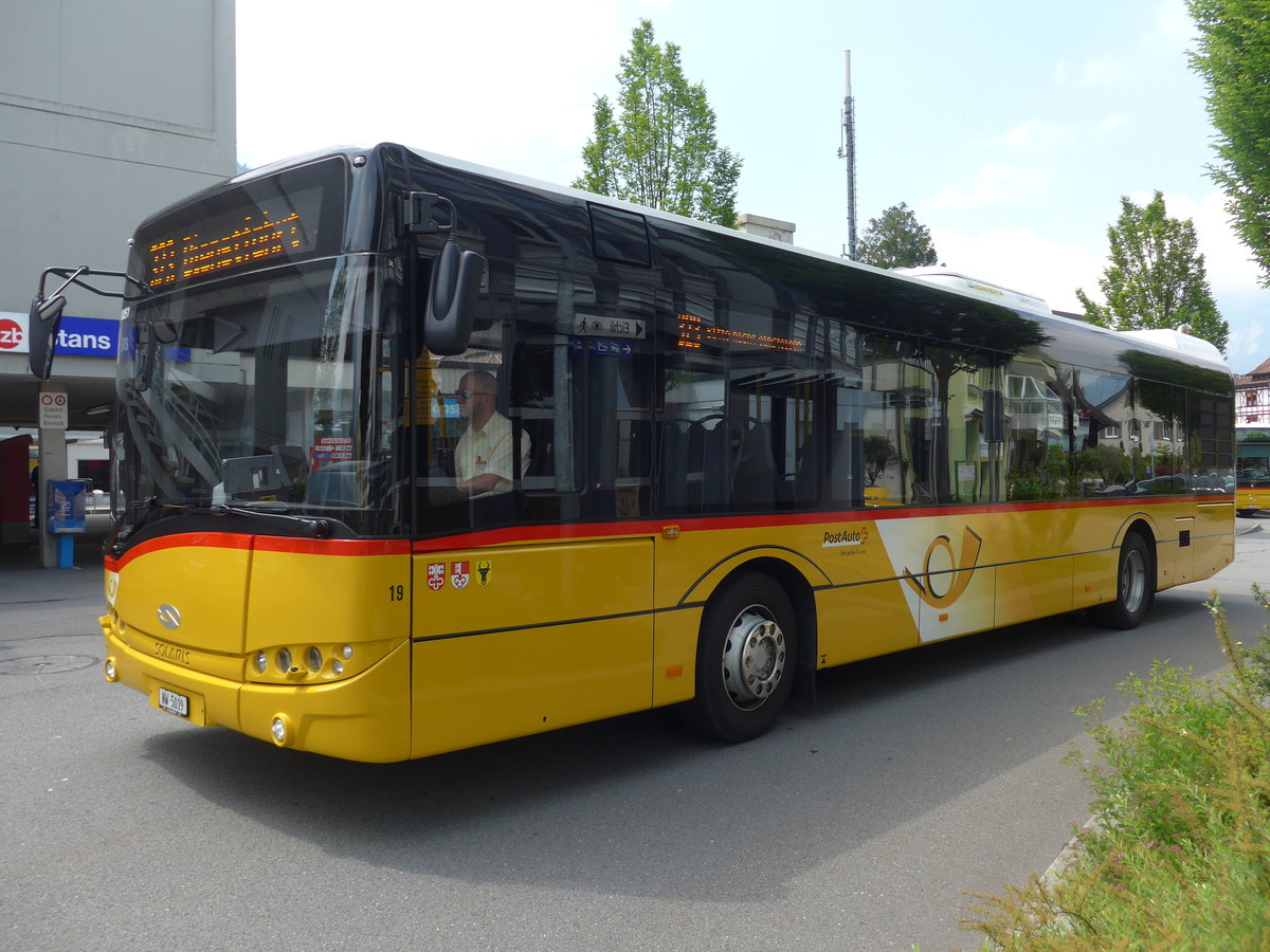 (180'719) - Thepra, Stans - Nr. 19/NW 5019 - Solaris am 24. Mai 2017 beim Bahnhof Stans