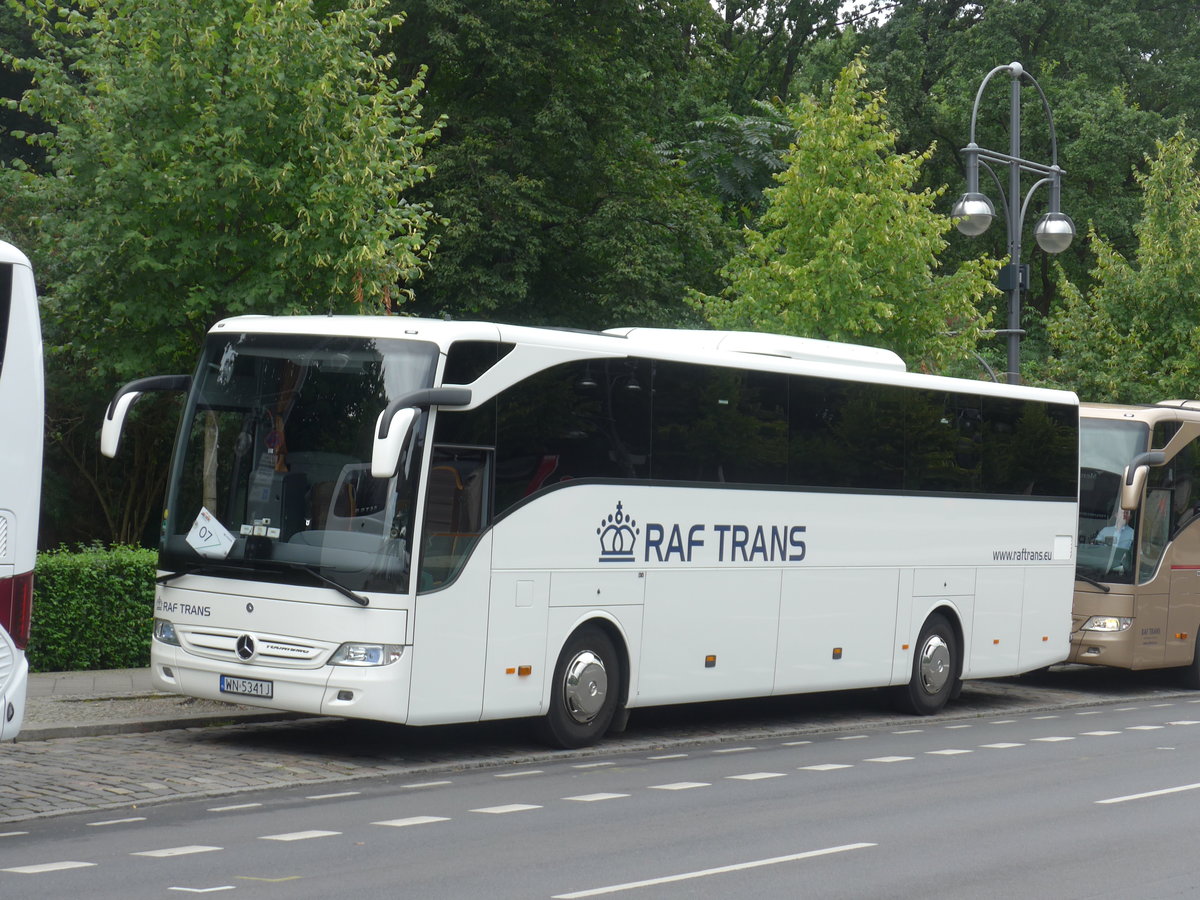(183'271) - Aus Polen: Raf Trans, Warszawa WN 5341J - Mercedes am 10. August 2017 in Berlin, Brandenburger Tor