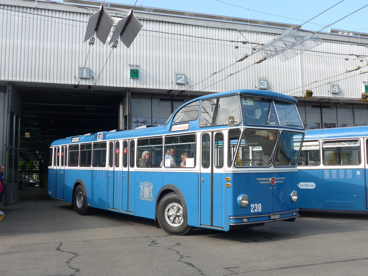 (183'679) - FBW-Club, Mnnedorf - Nr. 239/ZH 30'073 U - FBW/Tscher Hochlenker (ex VBZ Zrich Nr. 239; ex Kamm, Schlieren; ex VBZ Zrich Nr. 239; ex VBZ Zrich Nr. 219) am 20. August 2017 in Zrich, Garage Hardau