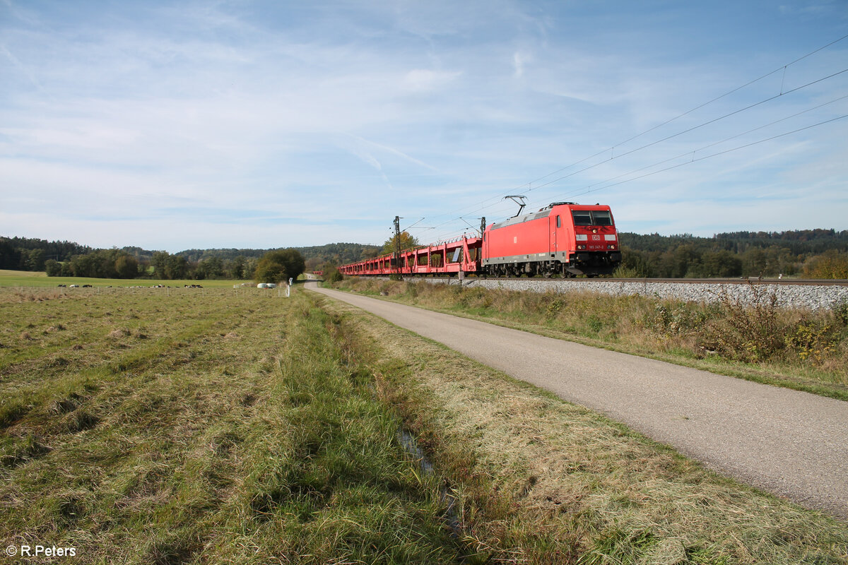 185 347-2 zieht den leeren Autotransportzug nach Heygeshalom per Pölling. 17.10.24