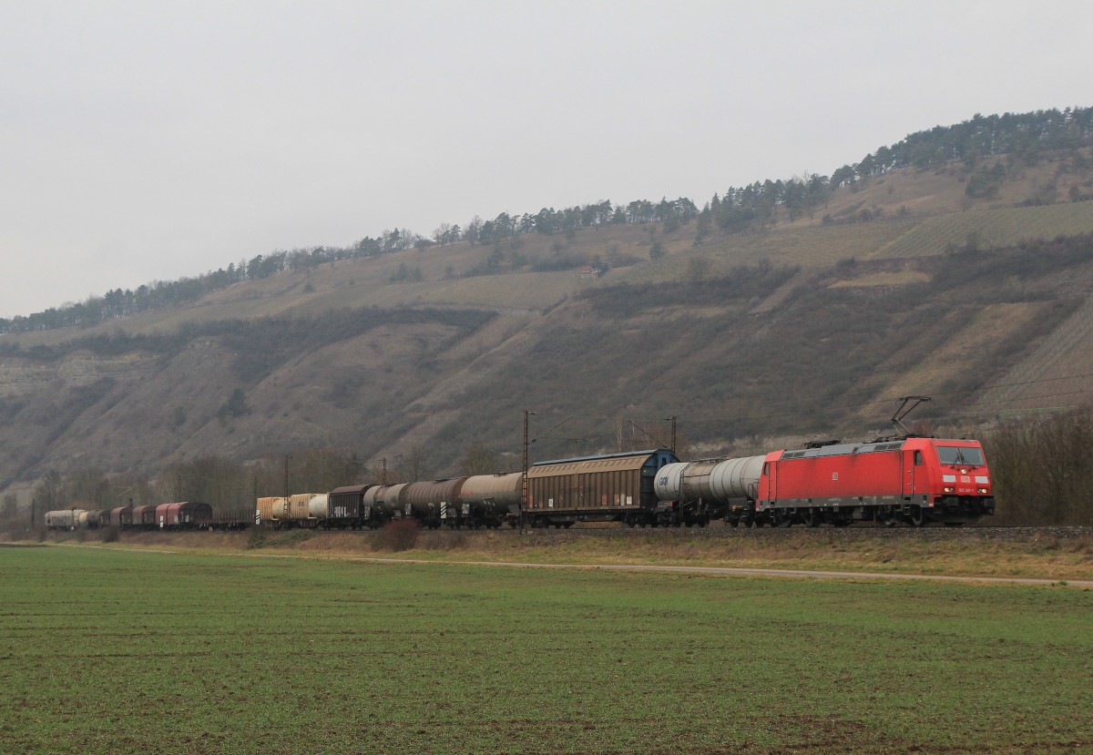 185 381-1 am 20. Februar 2014 bei Thngersheim