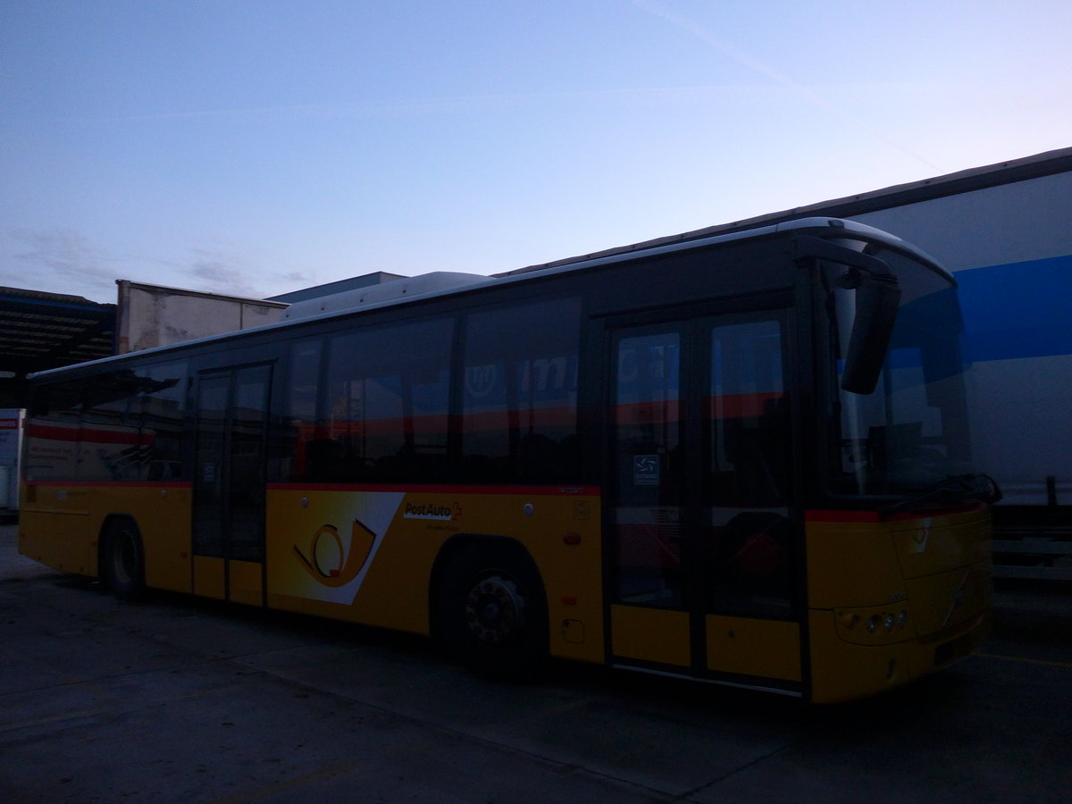 (185'984) - Schwizer, Goldach - (SG 395'064) - Volvo (ex PostAuto Ostschweiz) am 19. Oktober 2017 in Frauenfeld, Langdorfstrasse