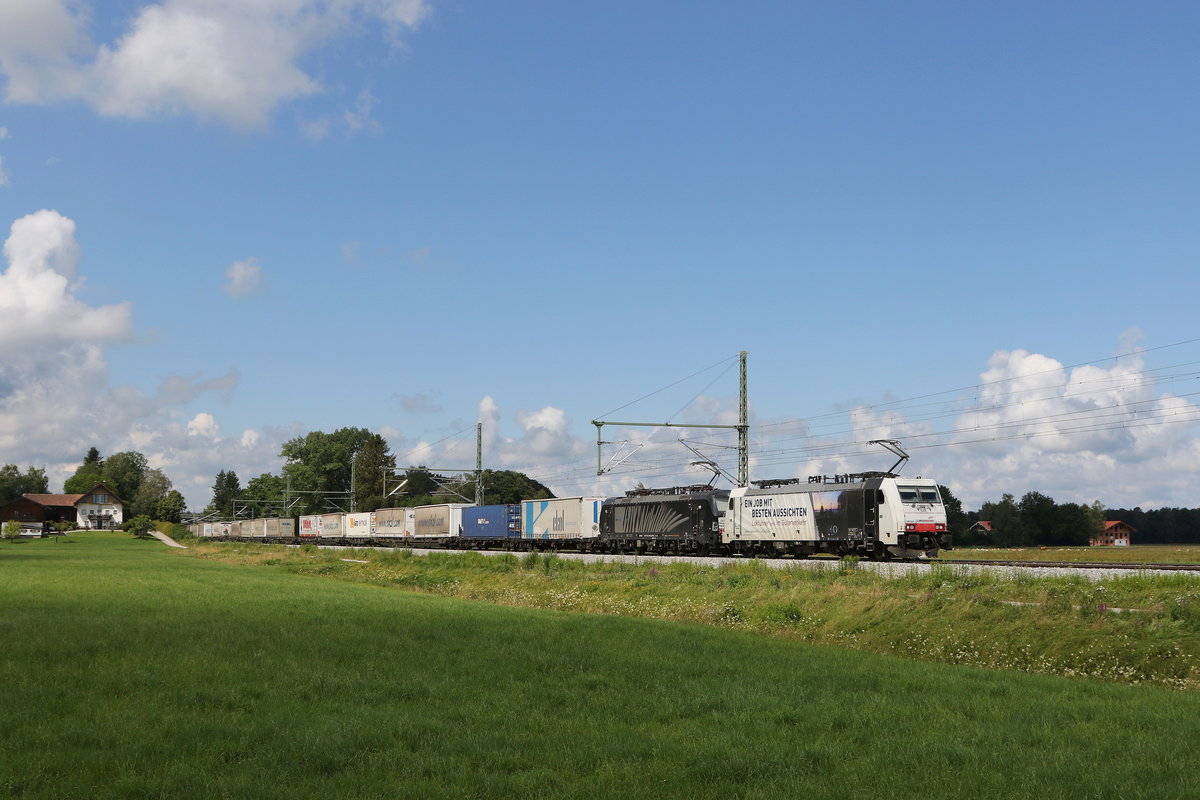 186 443 & 193 665 mit dem  Ekol  aus Mnchen kommend am 12. Juli 2020 bei bersee am Chiemsee.
