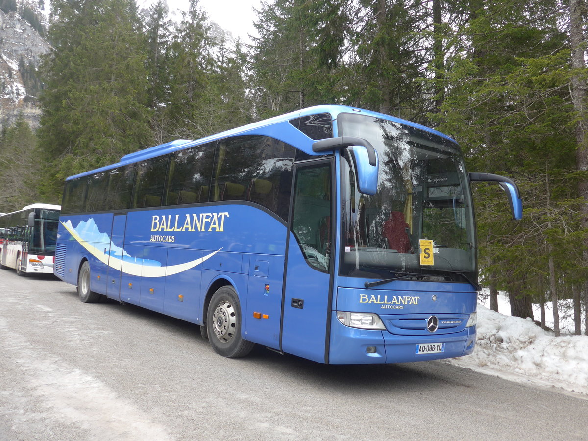 (187'794) - Aus Frankreich: Ballanfat, St-Jean-de-Sixt - AQ 086 YQ - Mercedes am 7. Januar 2018 in Adelboden, Unter dem Birg