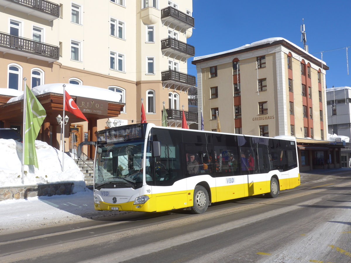 (188'490) - VBD Davos - Nr. 10/GR 35 - Mercedes am 13. Februar 2018 beim Bahnhof Davos Dorf