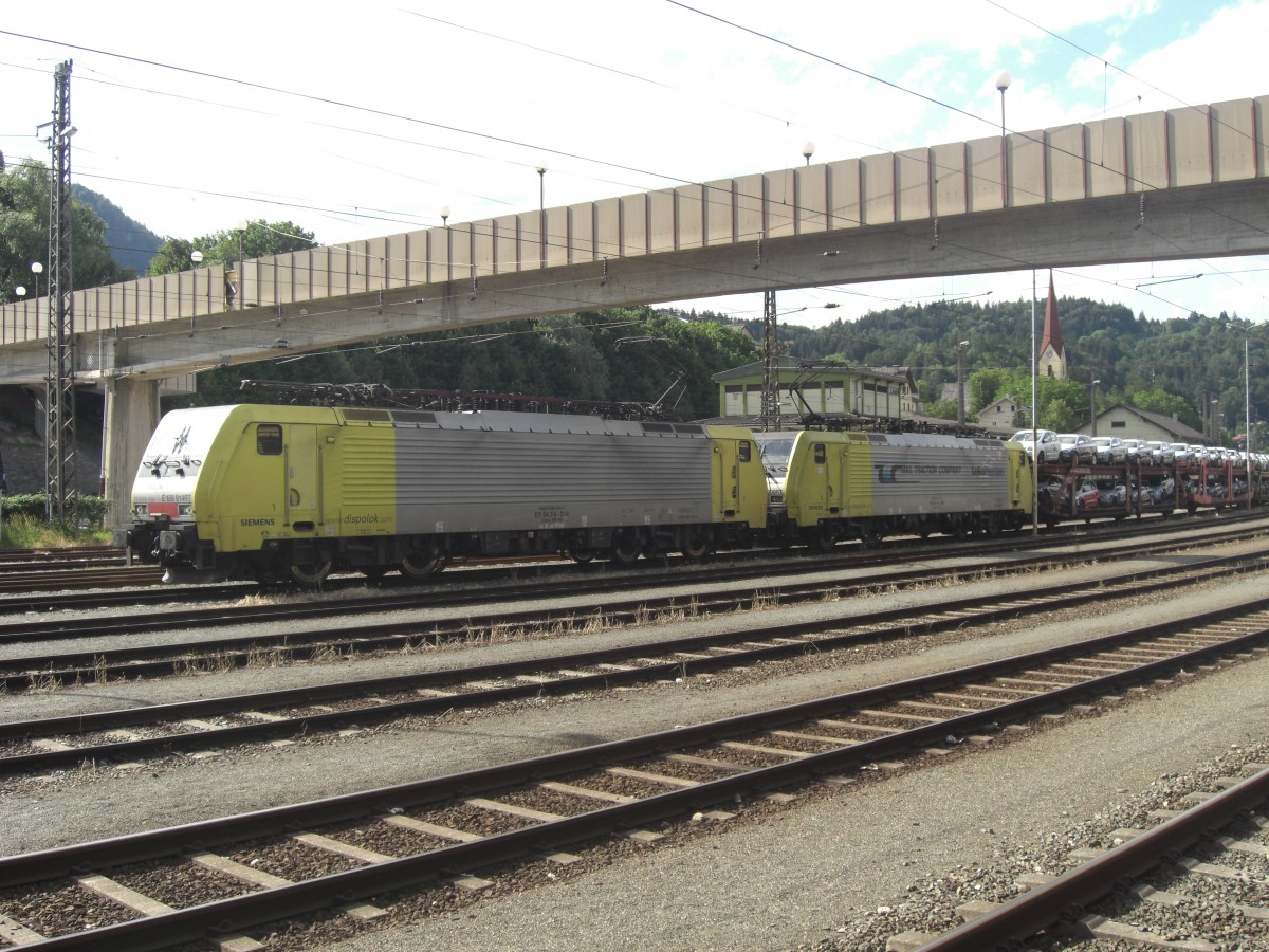 189 914-5 und 189 905-3 am 12. Juni 2009 im Bahnhof von Kufstein/Tirol.