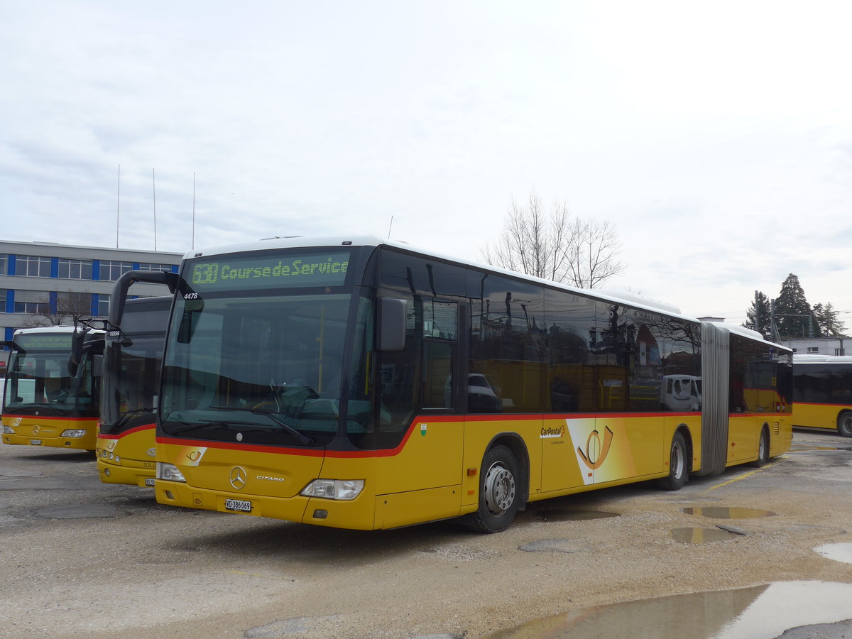 (189'971) - CarPostal Ouest - VD 386'069 - Mercedes am 2. April 2018 in Yverdon, Garage