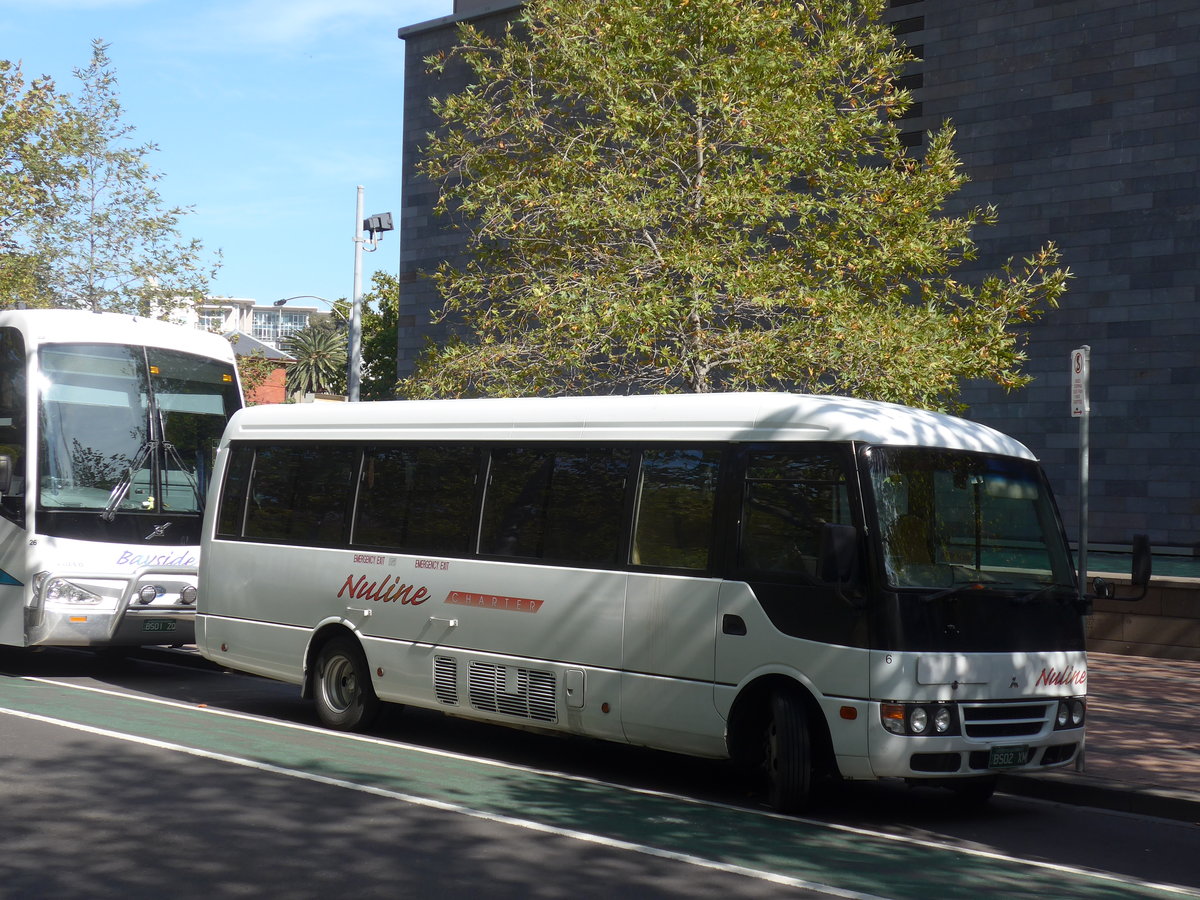 (190'378) - Nuline Charter, Moorabbin - Nr. 6/BS02 XM - Mitsubishi am 19. april 2018 in Melbourne, NGV