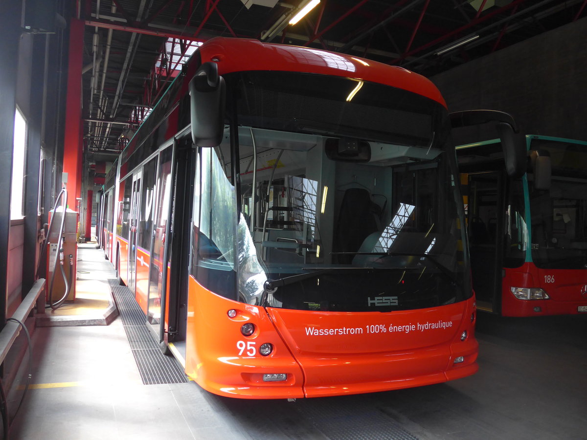 (192'839) - VB Biel - Nr. 95 - Hess/Hess Gelenktrolleybus am 6. Mai 2018 in Biel, Depot